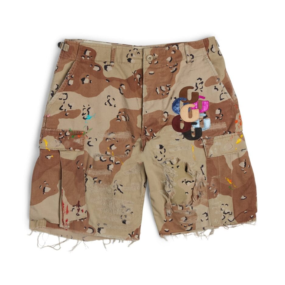 G PATCH CHOCOLATE CHIP GALLERY DEPT CAMO CARGO SHORTS