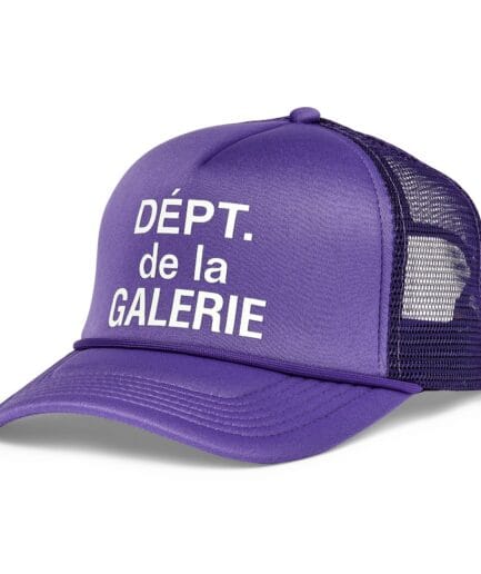 GALLERY DEPT FRENCH LOGO TRUCKER HAT